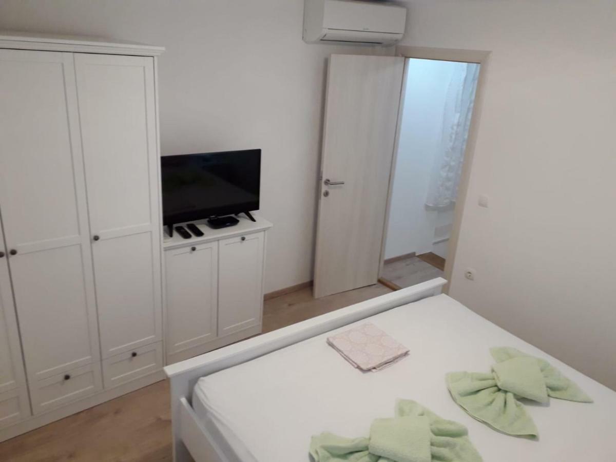דירות קורצולה Apartman Irena מראה חיצוני תמונה